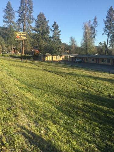 Budget Inn - Laytonville