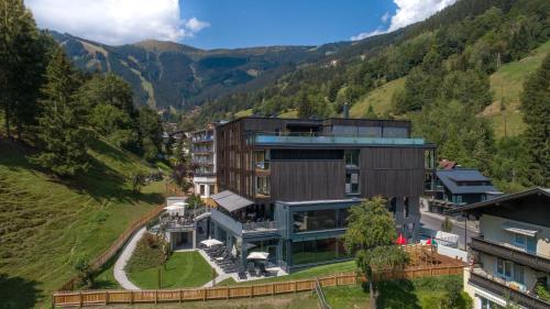 Hotel Der Waldhof - image 5