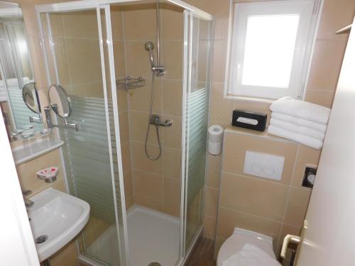 Seehotel Lönö - image 12