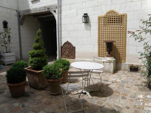 花園, La Closerie Saint Jacques in 洛什