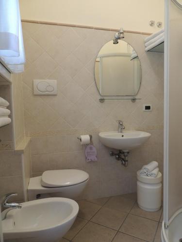 Hotel Donegal Room Type - Triple Room