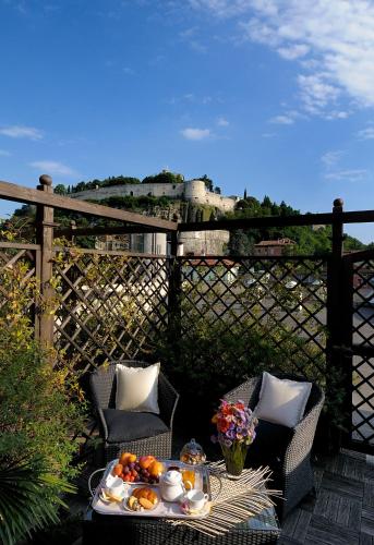 Terraza/balcón, Master Hotel in Brescia