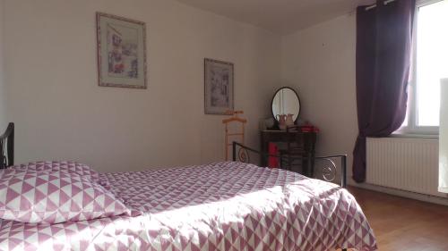 maison troglodyte in Poce Sur Cisse