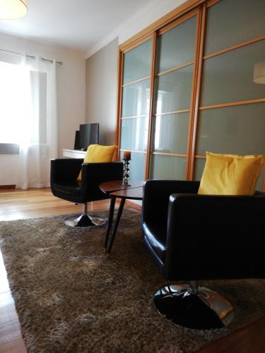 Door 12, Sintra Guest House