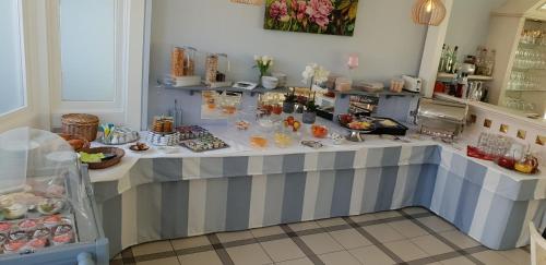 Food and beverages, FeWo Valencia Am Rosenhof - 5 Sterne DTV in Ostseebad Kuhlungsborn