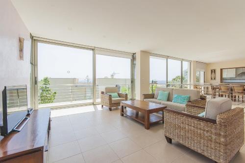 Villa cerca Alcudia con espectacular vista al mar - image 12