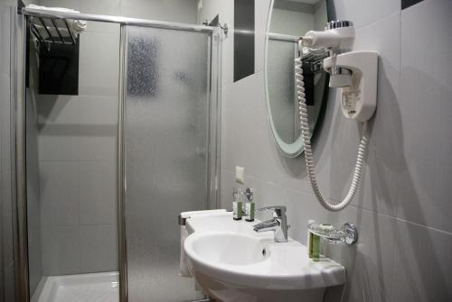 Bathroom, Il Portico Luxury B&B in Borgo Incoronata - Lagogemolo