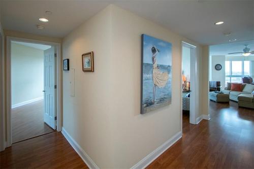 Riverfront Luxury Stunning Views & Top Amenities in Holly Hill, USA