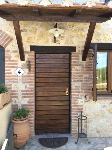  UMBRIA, Casa Sagrantina con PISCINA e pergolato in Collazzone