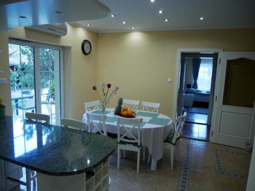  D18 Airport Apartments in Budapest