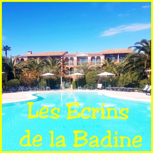 Les Ecrins de la Badine - hameaux - Plage de l'Almanarre