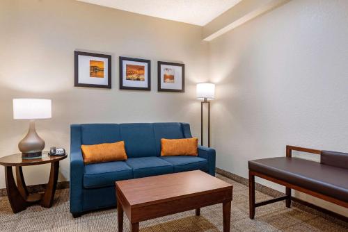 Comfort Suites Downtown Orlando