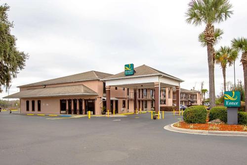 Quality Inn & Suites Live Oak I-10 Exit 283