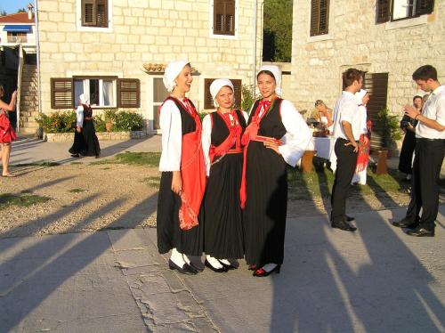  MASLINA 2 in Zlarin