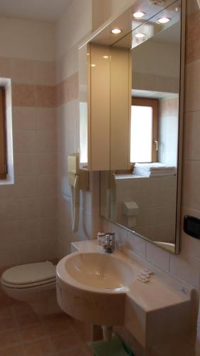 Double or Twin Room with Balcony