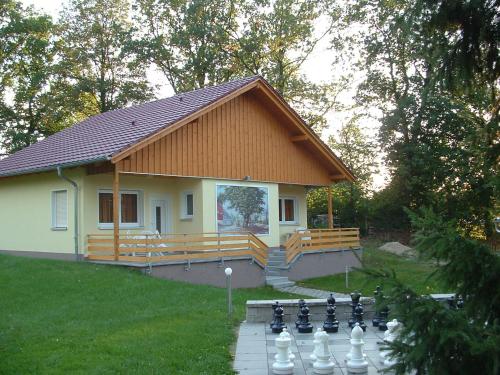 Ferienhof Zum Kammergut- Ferienhaus- Ferienwohnung - Apartment - Zeulenroda