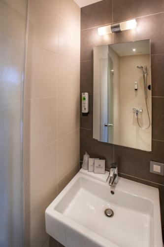 Hotel Auberge St. Pol - image 12