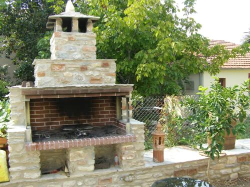 設施, Archontiko Tsaknaki Manolia in 阿諾萊高尼亞