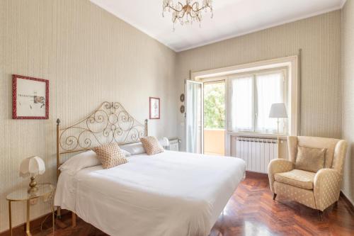 Vatican Cozy Apartment with Terrace - image 9