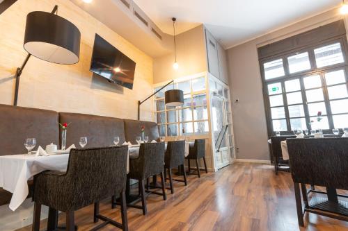 Budapest Griffin Guest House - image 9