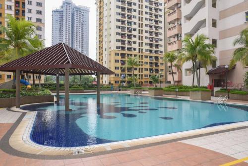 Pelangi damansara condominium