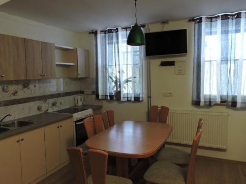 Apartments Gubanec - image 10