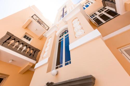 House of Palm - One of a Kind - image 5