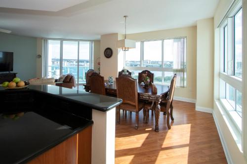 Riverfront Luxury Stunning Views & Top Amenities in Holly Hill, USA