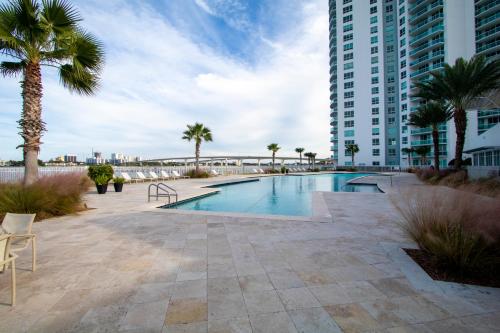 Riverfront Luxury Stunning Views & Top Amenities in Holly Hill, USA