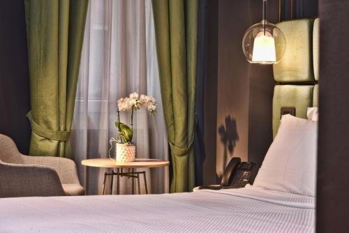 Hotel Maison Ducal - Tap to explore photos