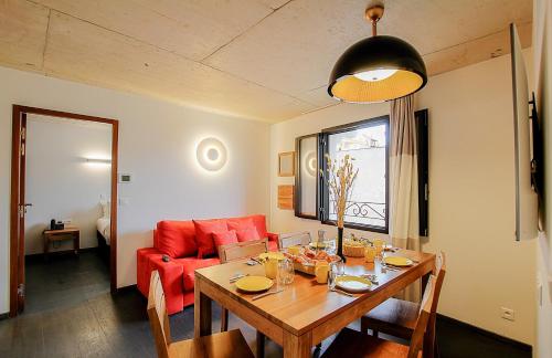 2 bedrooms, 3 beds