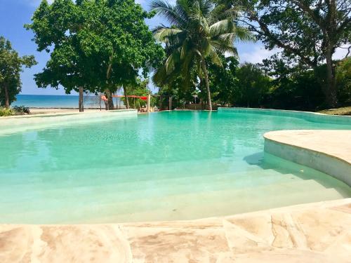 Mangrove Lodge