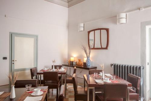 カーサ ロバイ ゲスト ハウス