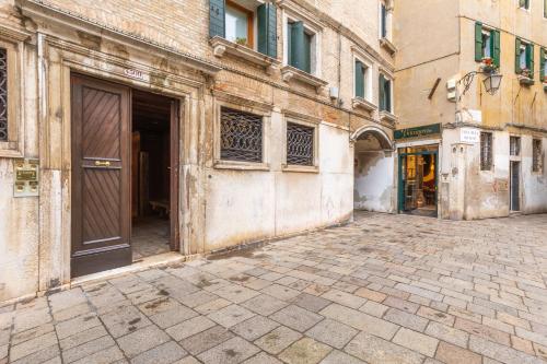 Ca' del Pozzo Loft Apartment - image 16
