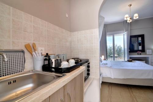  Corfu Sea View Rooms in Achílleion