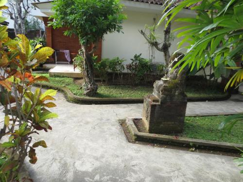 Laghawa Beach Hotel – Sanur, CO