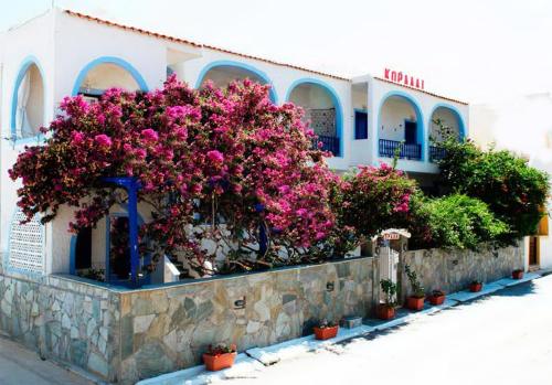  Koralli Studios, Unterkunft in Korissia