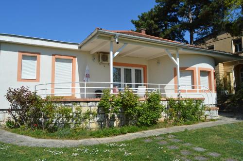  Belvárosi Nyaraló, Ferienwohnung in Balatonfüred