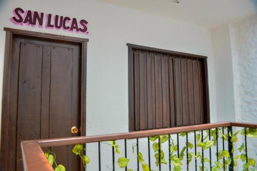 BASILICA HOSTAL Y CAFE