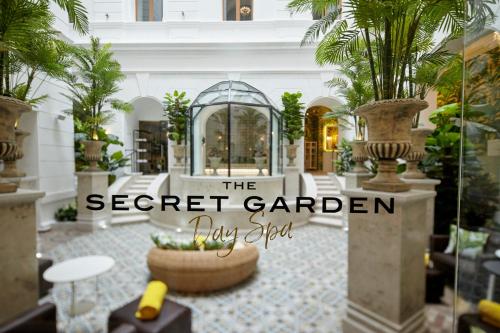 Mystery Hotel Budapest - image 11