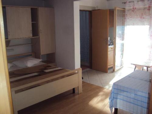 Studio Palit 3195e