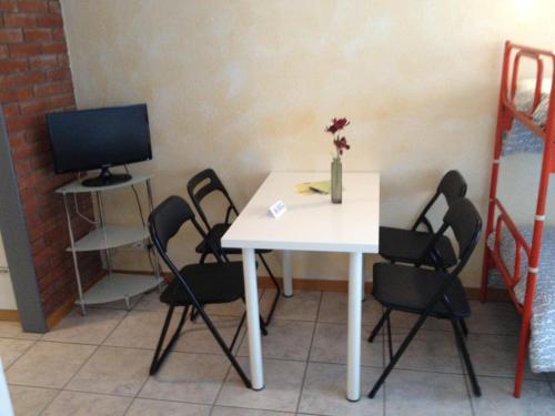 Residence Tell - image 10
