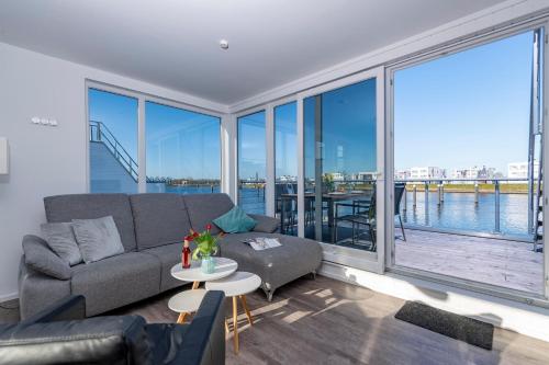 Schwimmendes Haus Jule - image 3