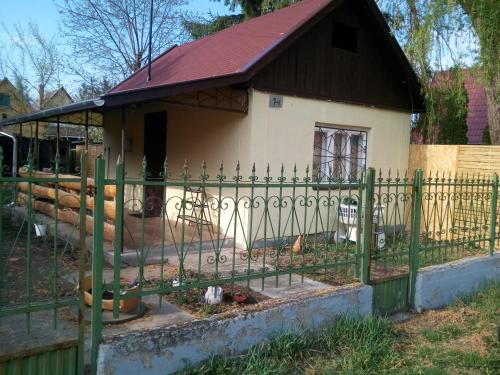  Pöttöm nyaraló, Pension in Tiszavasvári