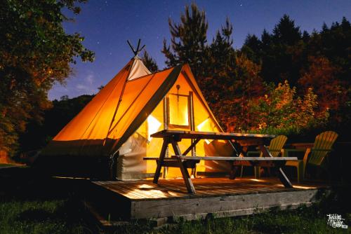  Camping Le Canada-Insolite, Unterkunft in Chiny