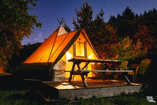  Camping Le Canada-Insolite, Pension in Chiny bei Chassepierre