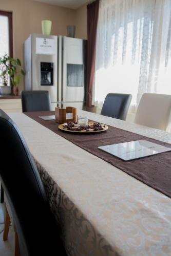 Barátkozó Vendégház (Baratkozo Vendeghaz) in Szentantalfa