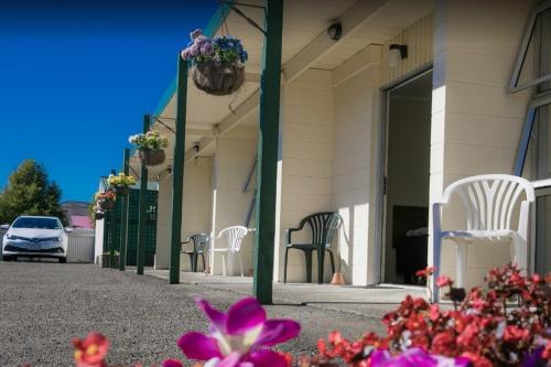 Junction Motel Sanson-Truck Motel in Moutoa