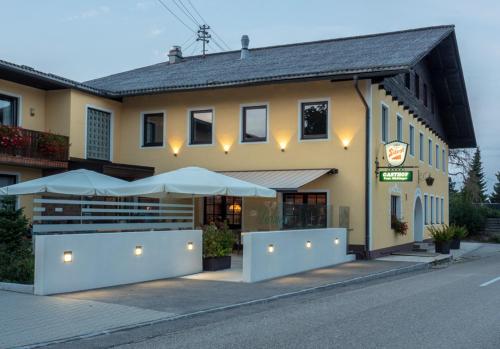 . Gasthof Dickinger