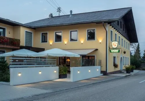 Gasthof Dickinger in Bad Wimsbach-Neydharting, Österreich